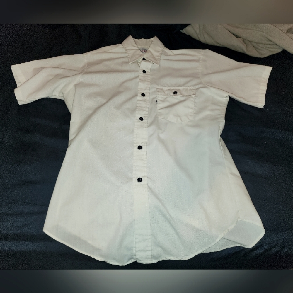 Levi M short-sleeve button-down dress shirt